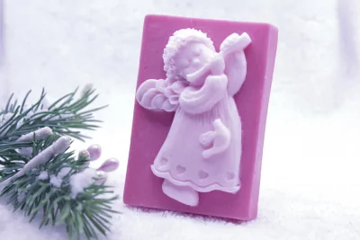 Mýdlo s vánočním motivem - Andílek s flétnou